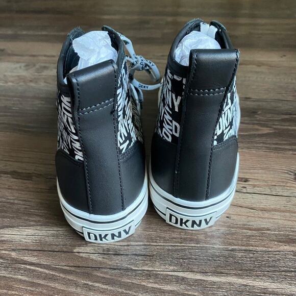 DKNY sz 7.5 black white lace up shell toe high top‎ canvas sneakers  NWT - Picture 9 of 10